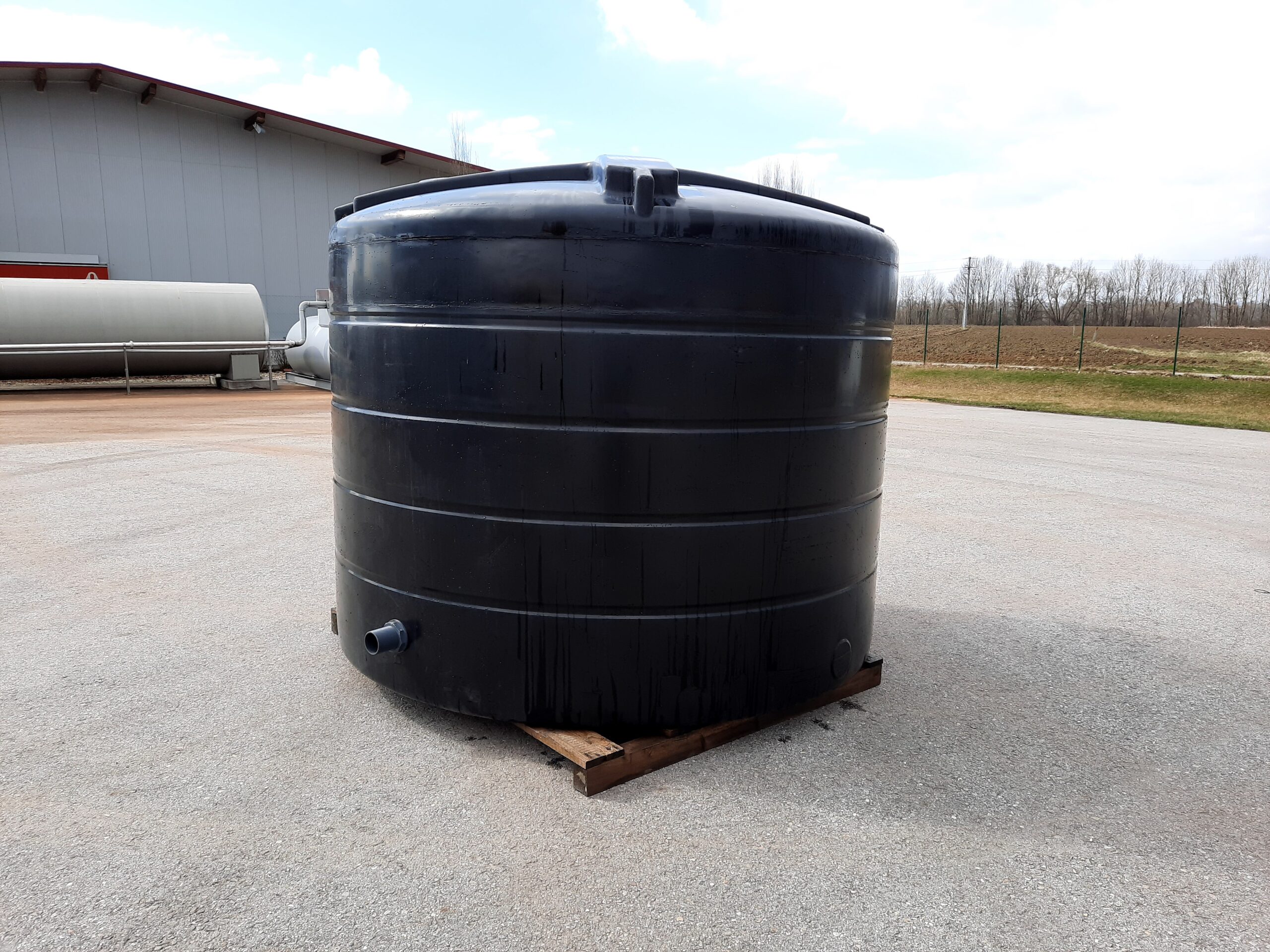 Wasserbehälter 8000l – Wassertank, Regenwassertank